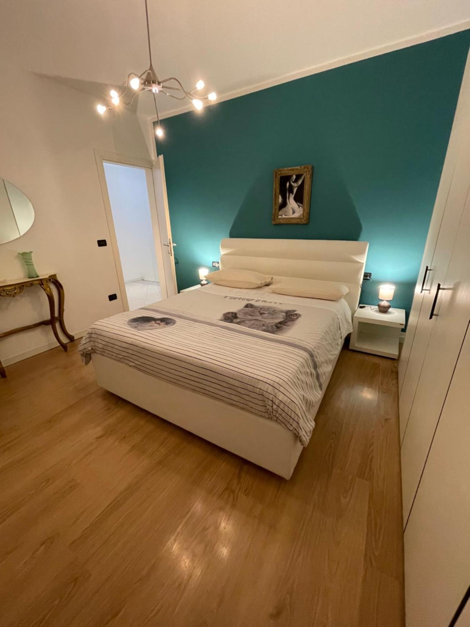 Garden Love Venice ميستر المظهر الخارجي الصورة
